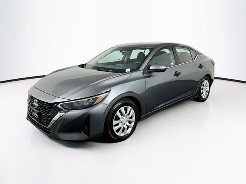 Used 2025 Nissan Sentra S FWD image 3