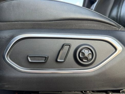 Used 2023 Jeep Wagoneer L Series II image 20