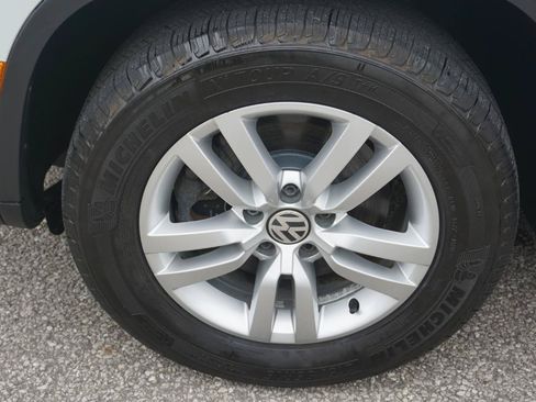 Used 2016 Volkswagen Tiguan S AWD/4WD image 15