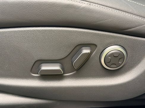 Used 2026 Genesis GV80 2.5T Select AWD/4WD image 18