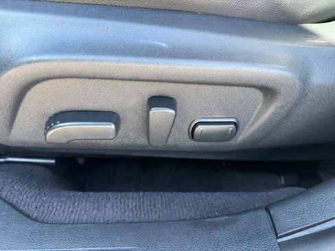 Used 2018 Subaru Outback 2.5i Limited image 19