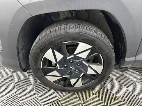 Used 2024 Hyundai Kona SEL AWD/4WD image 12