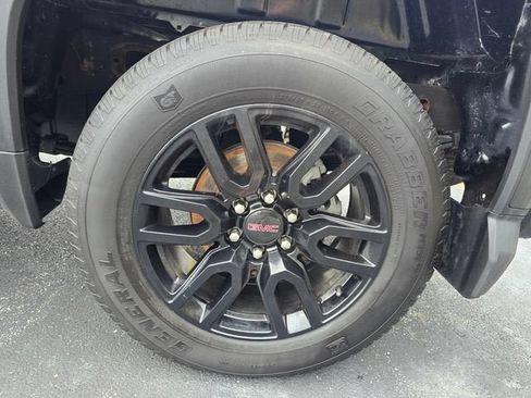 Used 2024 GMC Sierra 1500 Pro w/ Graphite Edition AWD/4WD image 13