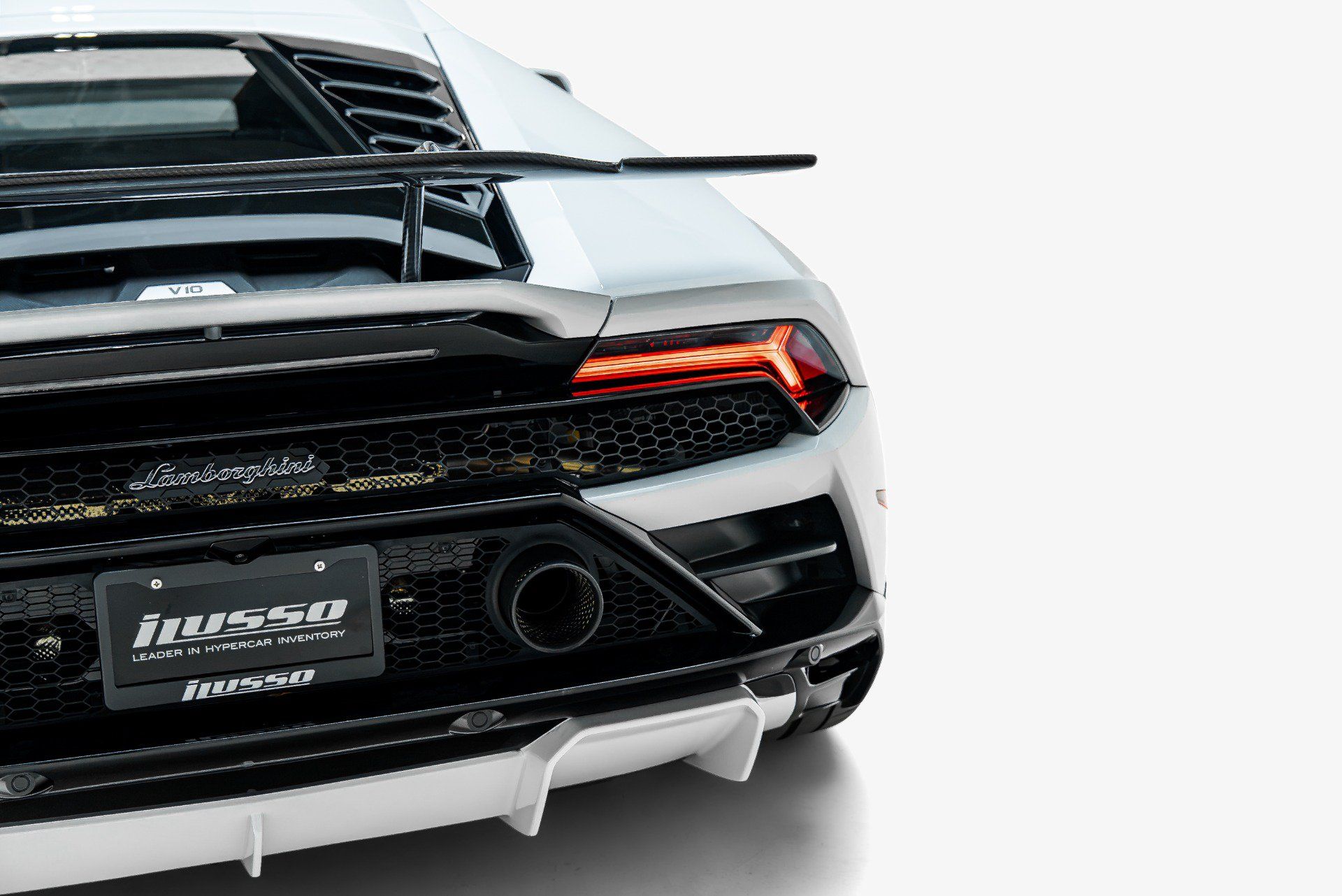Used 2021 Lamborghini Huracan EVO RWD image 34