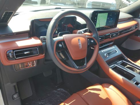New 2026 Lincoln Aviator Reserve AWD/4WD image 12