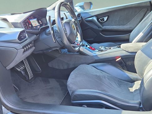Used 2015 Lamborghini Huracan LP 610-4 image 23