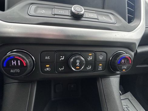 Used 2019 GMC Acadia SLE image 23