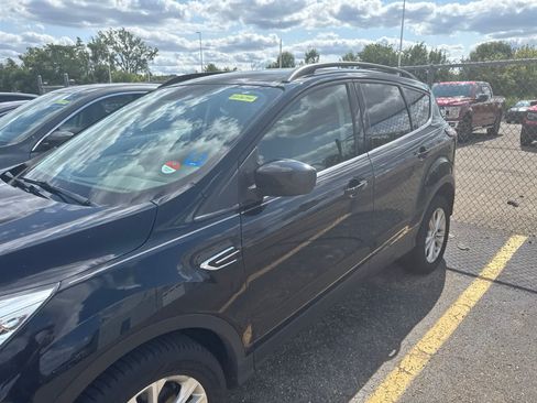Used 2018 Ford Escape SE AWD/4WD image 14