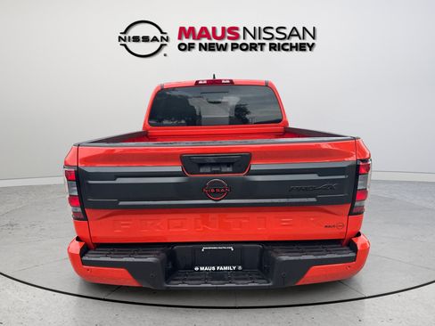 Certified 2025 Nissan Frontier PRO-4X AWD/4WD image 7