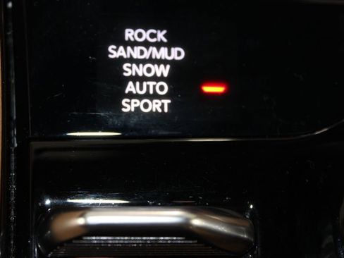 Used 2024 Jeep Grand Cherokee Summit AWD/4WD image 53