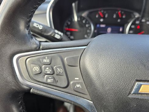 Used 2022 Chevrolet Equinox LT FWD image 15
