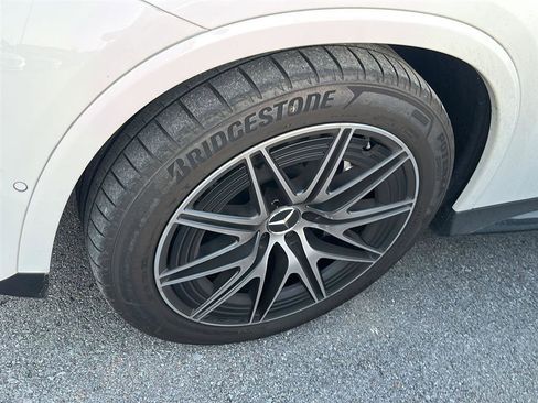 Used 2025 Mercedes-Benz GLC 43 AMG 4MATIC image 14