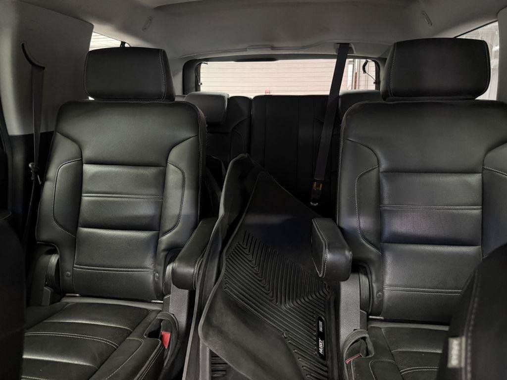 Used 2015 GMC Yukon Denali w/ Premium Package AWD/4WD image 20