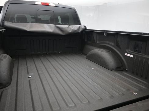 Used 2019 Ford F150 Lariat w/ Equipment Group 501A Mid AWD/4WD image 8