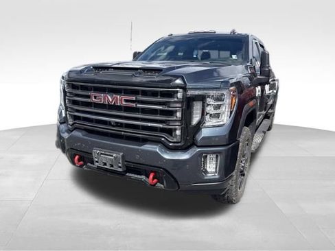Used 2020 GMC Sierra 2500 AT4 w/ AT4 Premium Package AWD/4WD image 2