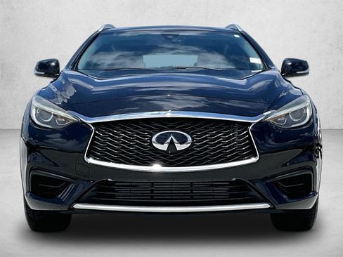 Used 2019 INFINITI QX30 FWD image 3