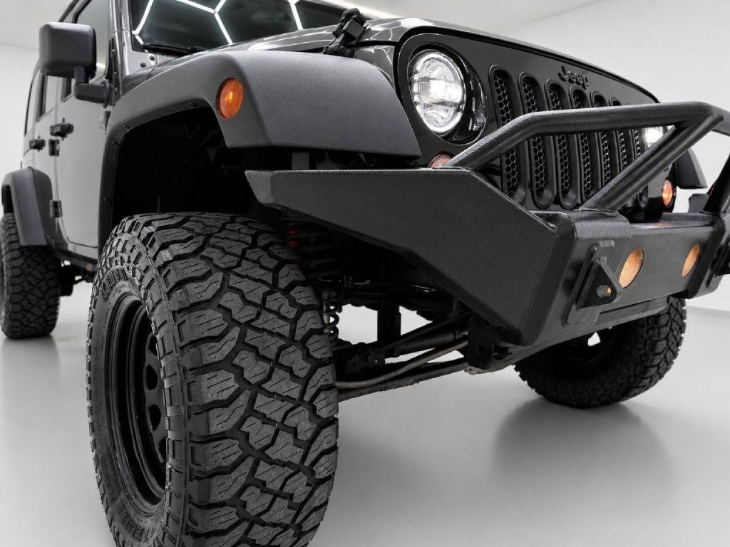 Used 2018 Jeep Wrangler Unlimited Sport AWD/4WD image 35