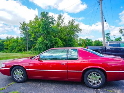 Used 1999 Cadillac Eldorado Touring FWD image 6