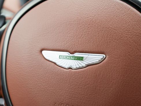 Used 2019 Aston Martin DBS Superleggera RWD image 43