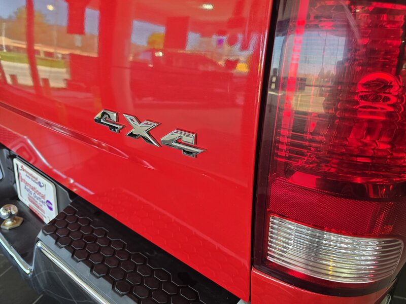 Used 2019 RAM 1500 Classic SLT AWD/4WD image 27