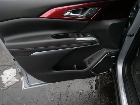 Certified 2024 Chevrolet Traverse RS w/ LPO, Floor Liner Package image 13