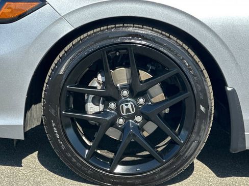 Certified 2025 Honda Civic Sport image 30