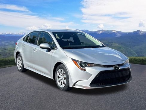 Used 2020 Toyota Corolla LE FWD image 8