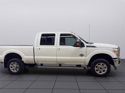 Used 2016 Ford F350 Lariat w/ Chrome Package image 43
