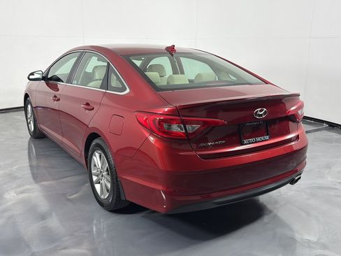 Used 2015 Hyundai Sonata SE w/ Option Group 09 FWD image 7