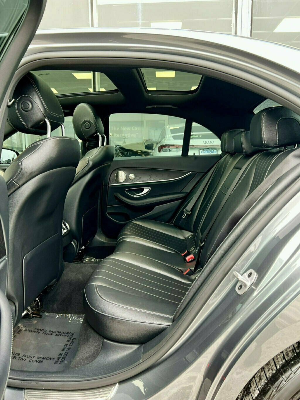 Used 2023 Mercedes-Benz E 350 4MATIC Sedan image 15