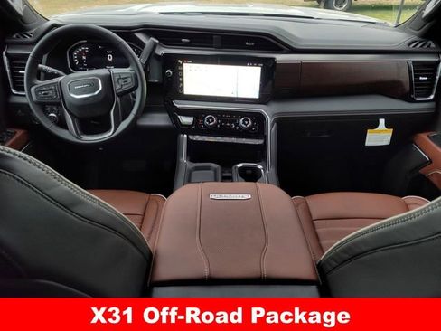 New 2026 GMC Sierra 2500 Denali Ultimate image 11