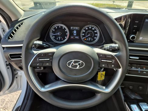 Used 2023 Hyundai Sonata SE FWD image 22