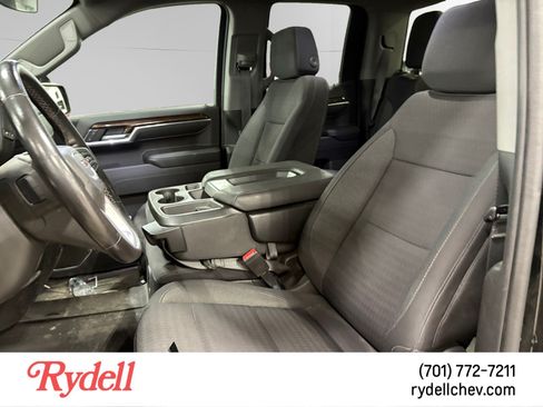 Used 2022 GMC Sierra 1500 SLE AWD/4WD image 5