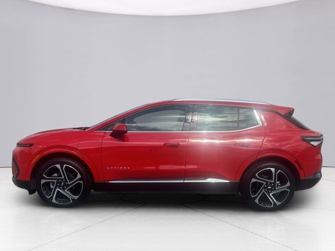 Used 2024 Chevrolet Equinox EV LT image 6