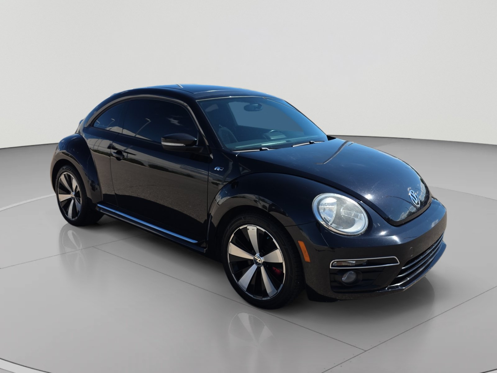 Used 2014 Volkswagen Beetle R-Line FWD image 7