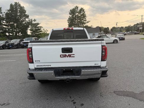 Used 2018 GMC Sierra 1500 SLT AWD/4WD image 10