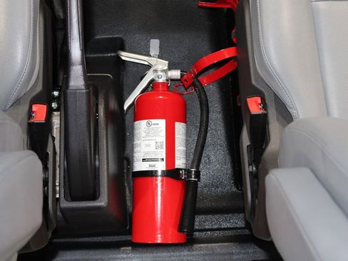 Used 2018 Ford Transit 350 XL image 32