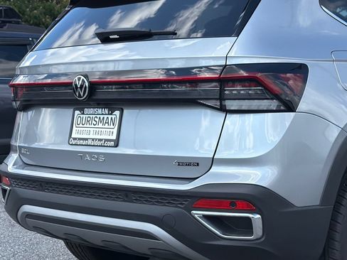 New 2026 Volkswagen Taos SEL AWD/4WD image 5