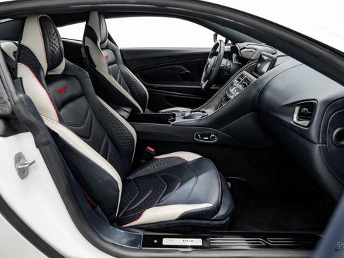 Used 2023 Aston Martin DBS Coupe RWD image 63