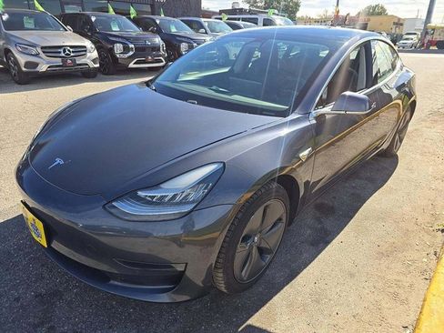Used 2020 Tesla Model 3 Long Range image 1