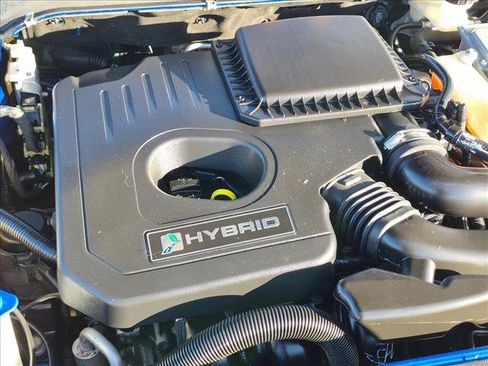 Used 2018 Ford Fusion SE FWD image 22