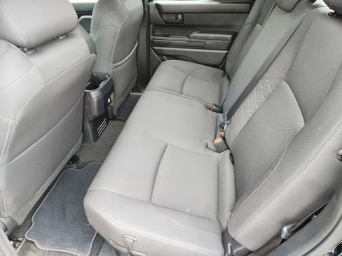 Certified 2024 Toyota Tacoma SR AWD/4WD image 24