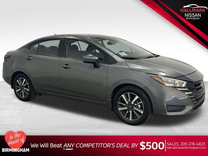 New 2025 Nissan Versa SV w/ Trunk Package