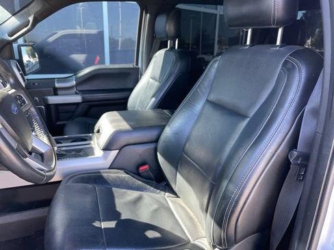 Used 2017 Ford F150 Lariat w/ Equipment Group 501A Mid AWD/4WD image 11