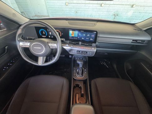 Used 2025 Hyundai Kona SEL image 33