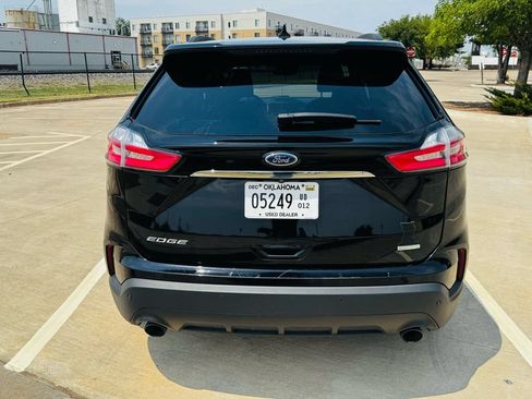 Used 2020 Ford Edge SE FWD image 12