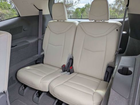 Used 2021 Cadillac XT6 Premium Luxury image 18