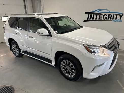 Used 2014 Lexus GX 460 Luxury w/ Preferred Accessory Package AWD/4WD image 1