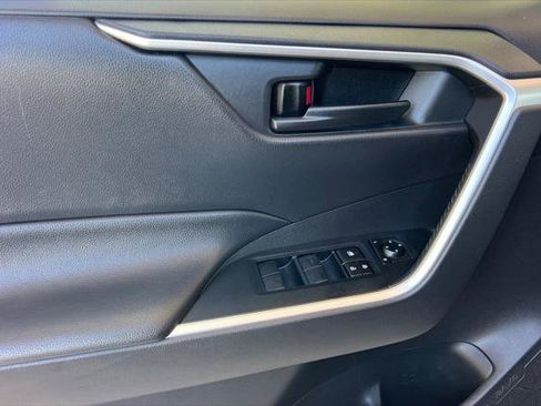 Certified 2020 Toyota RAV4 LE w/ Carpet Mat Package FWD image 12