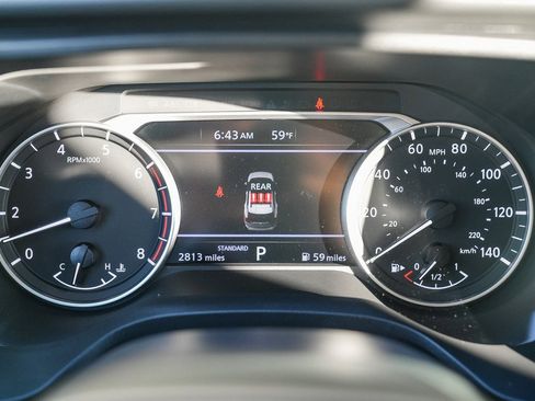 Used 2025 Nissan Rogue SV image 21